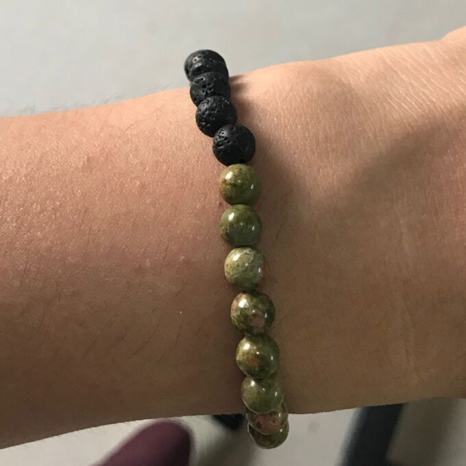 Flower Green Gemstone Diffuser Anti Crystal Bracelet - Image 3